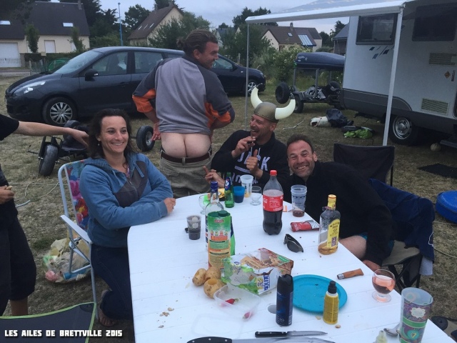 01_AilesBrettville2015