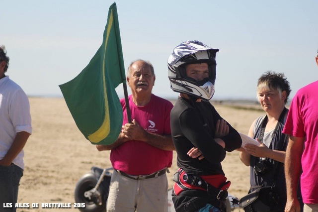 04_AilesBrettville2015